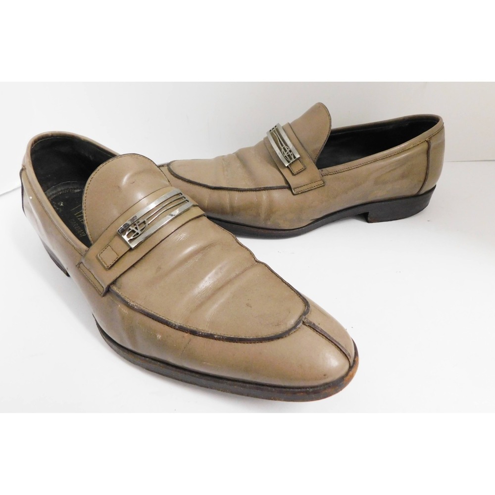 Valentino Garavani Loafers Beige Leather Silver Bar sz 42
